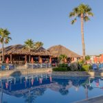 Theo Apartments & Hotel
