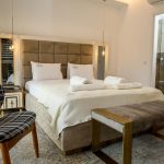 Lazar Lux & Beach Walk Apartment Suites